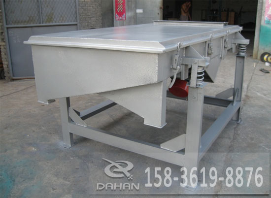 <b>在珍珠巖生產(chǎn)工藝流程中，我們需要什么樣的振動篩</b>